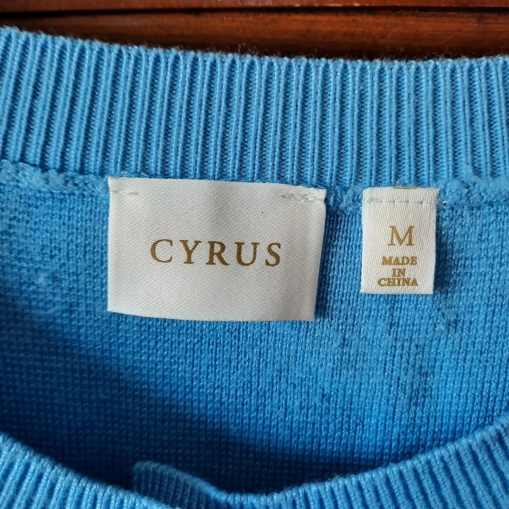 Cyrus Light Blue Round Neck Button Front Knit Cardigan Sweater Size Medium - Picture 7 of 10
